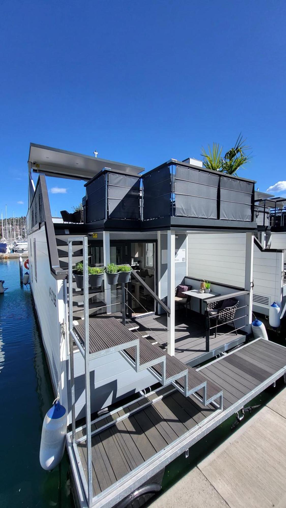 포르토로즈 Floating House - Marina Pearl 아파트 외부 사진